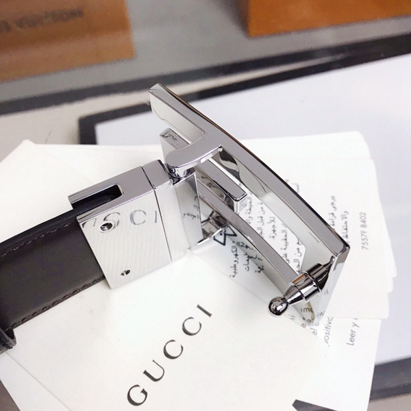 スーパーコピーグッチベルト内部構造